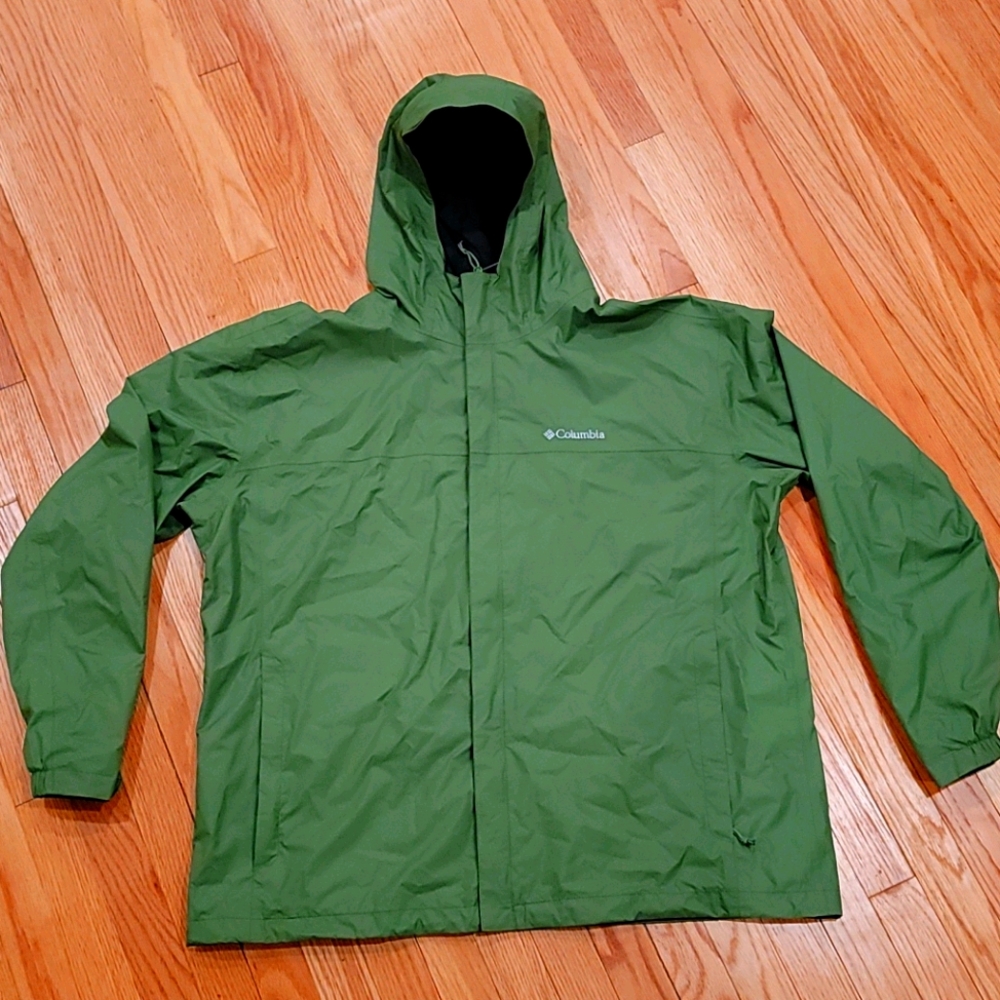 Columbia wind breaker/ rain jacket